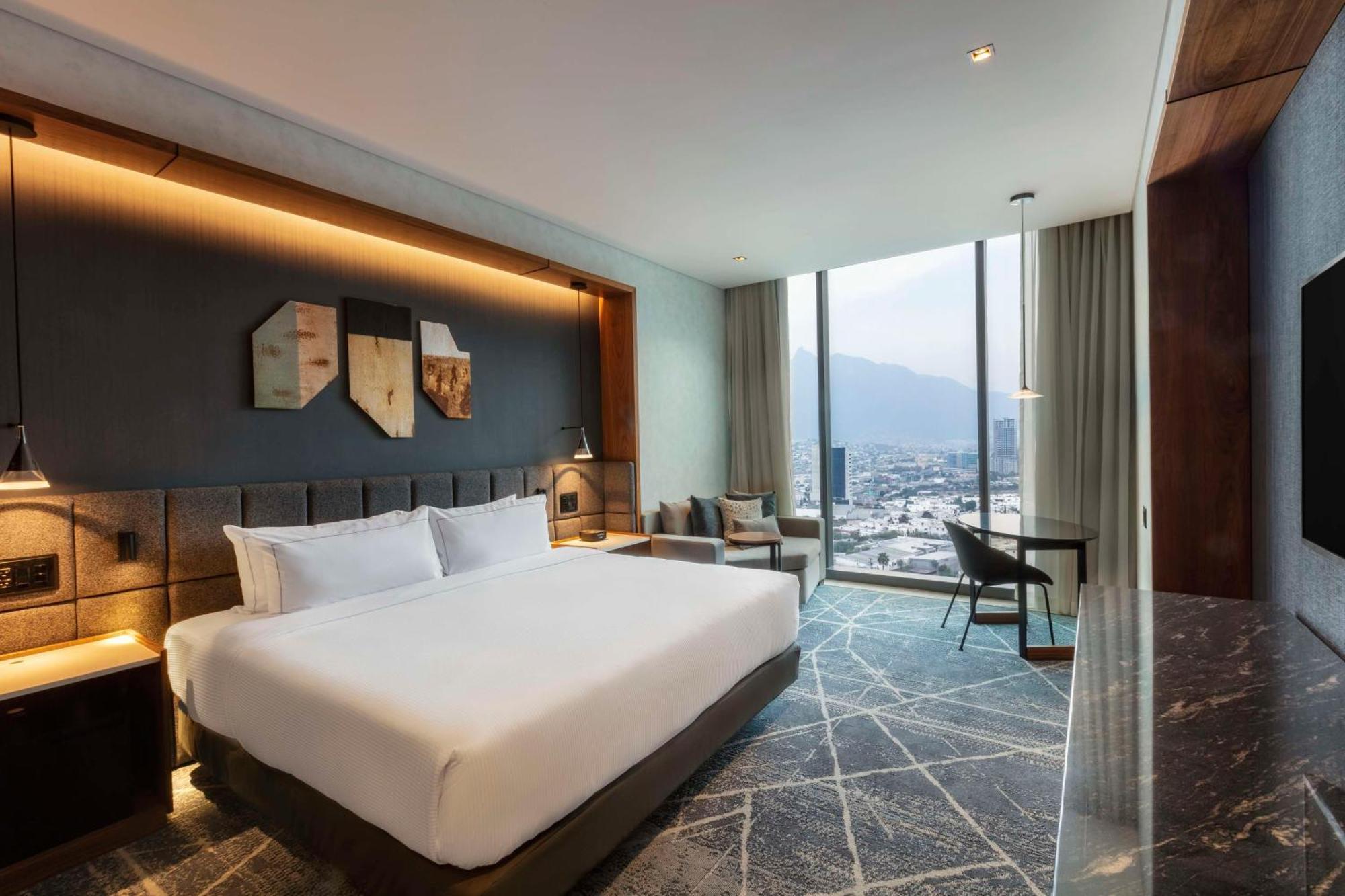 Hilton Monterrey Valle Exterior photo