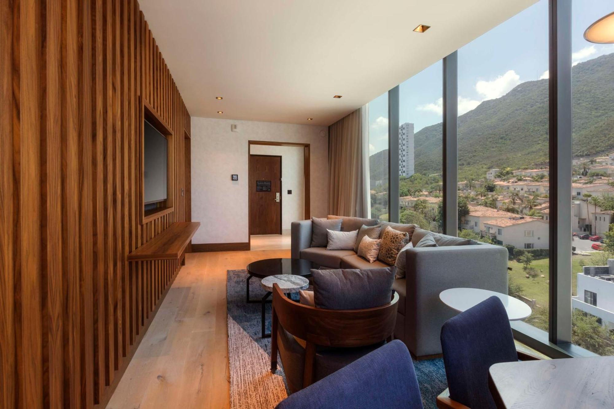 Hilton Monterrey Valle Exterior photo